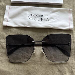 BNIB Alexander McQueen Dark Gray Oversized Sunglasses